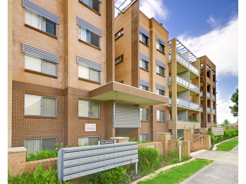 12/8-18  Wallace Street, Blacktown NSW 2148