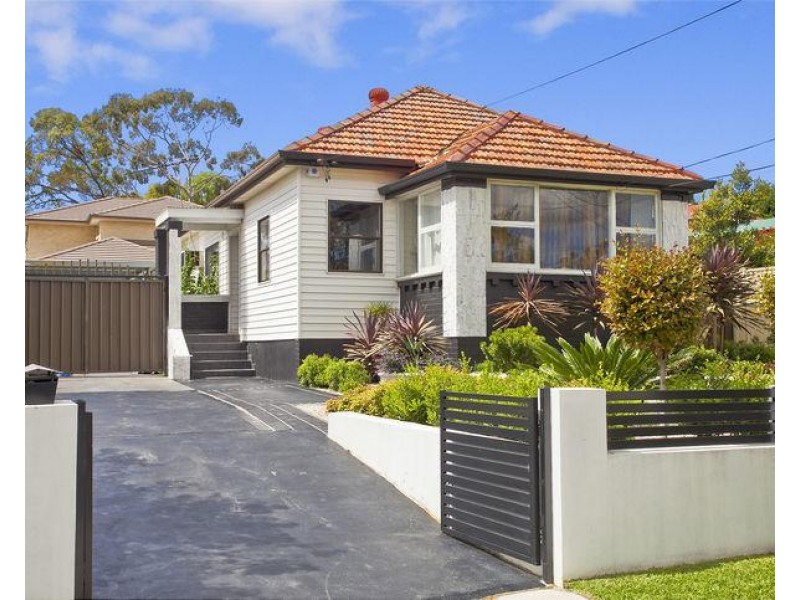 233 Waterloo Road, Greenacre NSW 2190