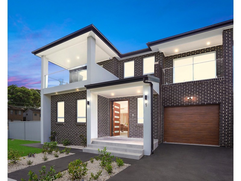 1 Bligh Close, Georges Hall NSW 2198