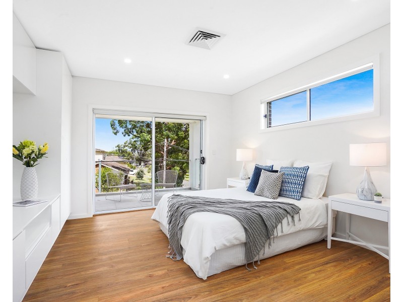 1 Bligh Close, Georges Hall NSW 2198