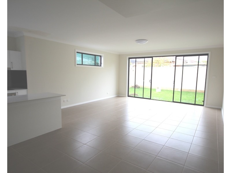 27B Margaret Street, Fairfield West NSW 2165