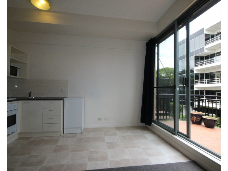 33/8 Cavill Avenue, Ashfield NSW 2131