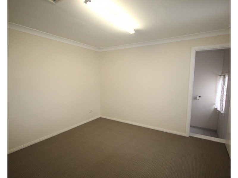 1/32 Cragg Street, Condell Park NSW 2200