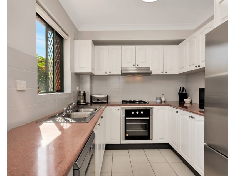 2/27-31 Crinan Street, Hurlstone Park NSW 2193