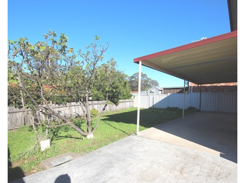 12 Swan Circuit, Green Valley NSW 2168