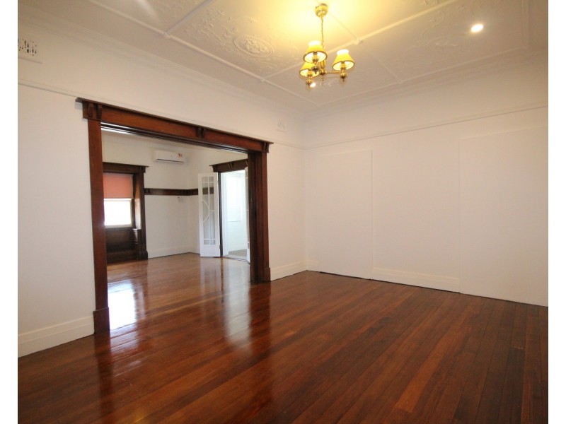 2/27 Sunbeam Avenue, Burwood NSW 2134