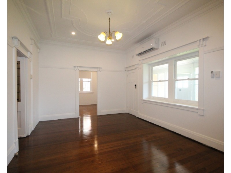 2/27 Sunbeam Avenue, Burwood NSW 2134