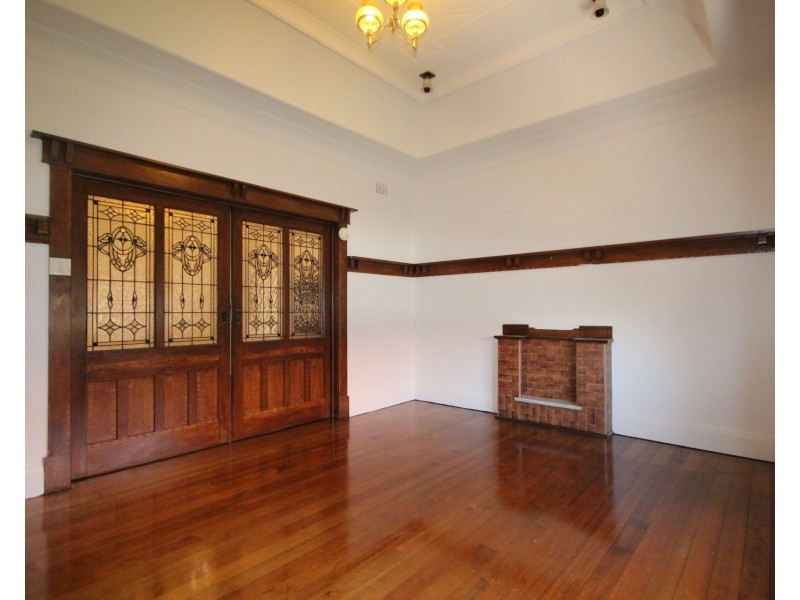 2/27 Sunbeam Avenue, Burwood NSW 2134