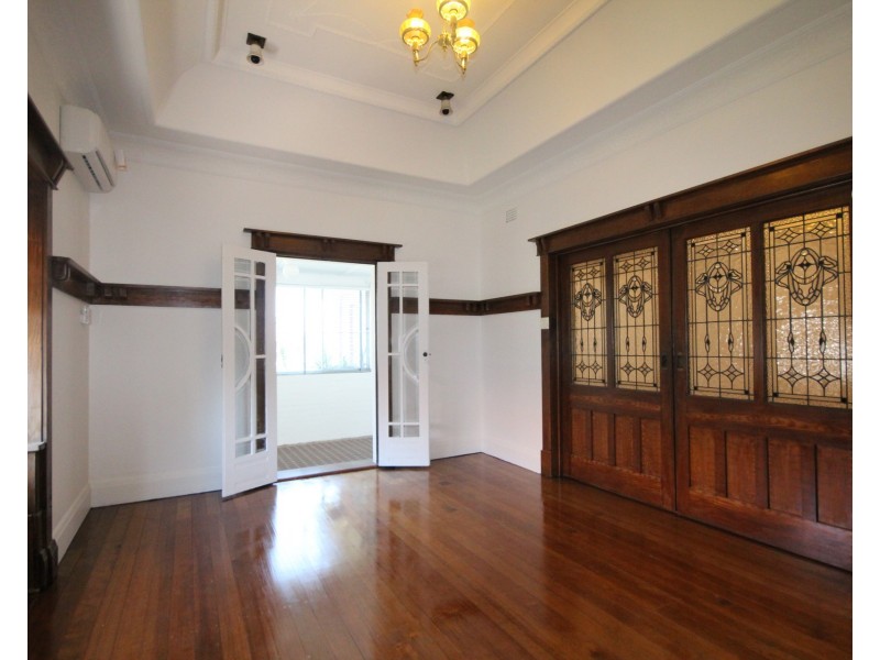 2/27 Sunbeam Avenue, Burwood NSW 2134