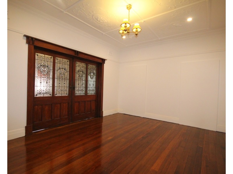 2/27 Sunbeam Avenue, Burwood NSW 2134