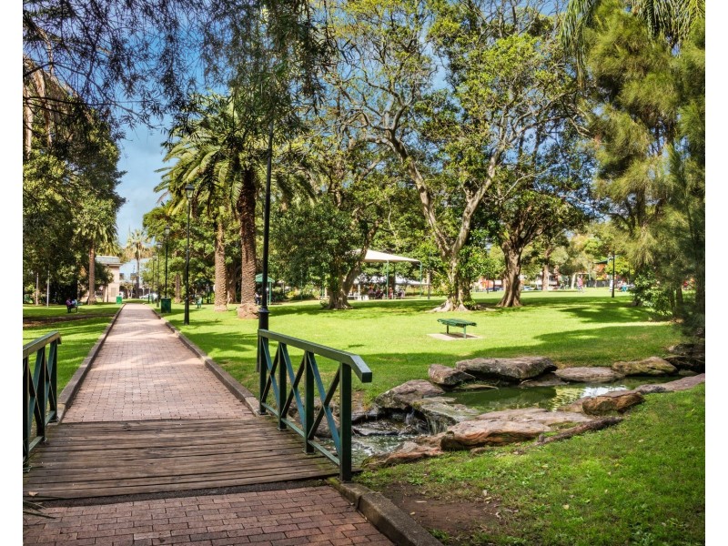 37 Burwood Road, Concord NSW 2137