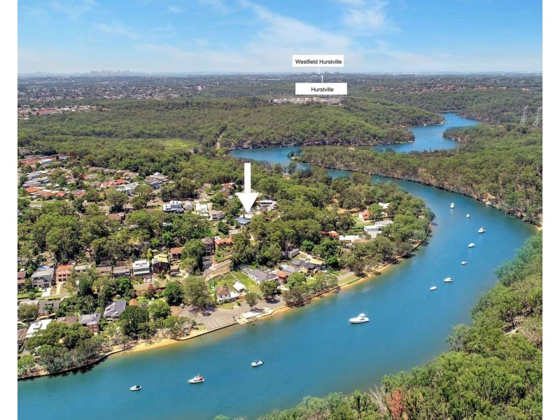10 Carinya Road, Picnic Point NSW 2213