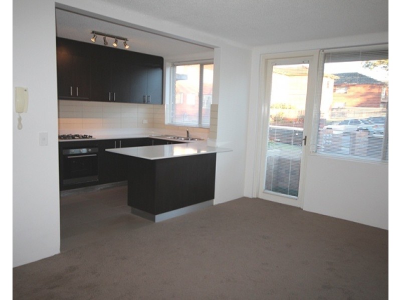 1/2 Mooney Street, Strathfield South NSW 2136