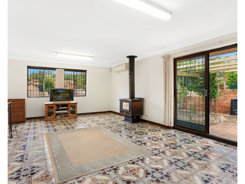 15 Foley Street, Georges Hall NSW 2198