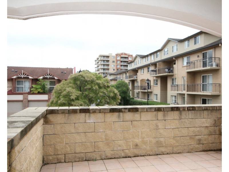 1/9 Thorpe Avenue, Liberty Grove NSW 2138