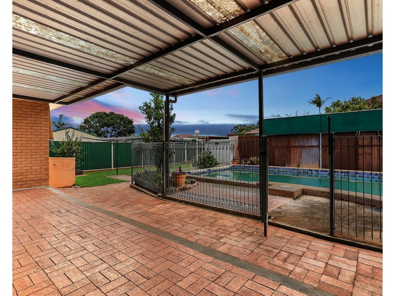 2 Kurrajong Avenue, Georges Hall NSW 2198