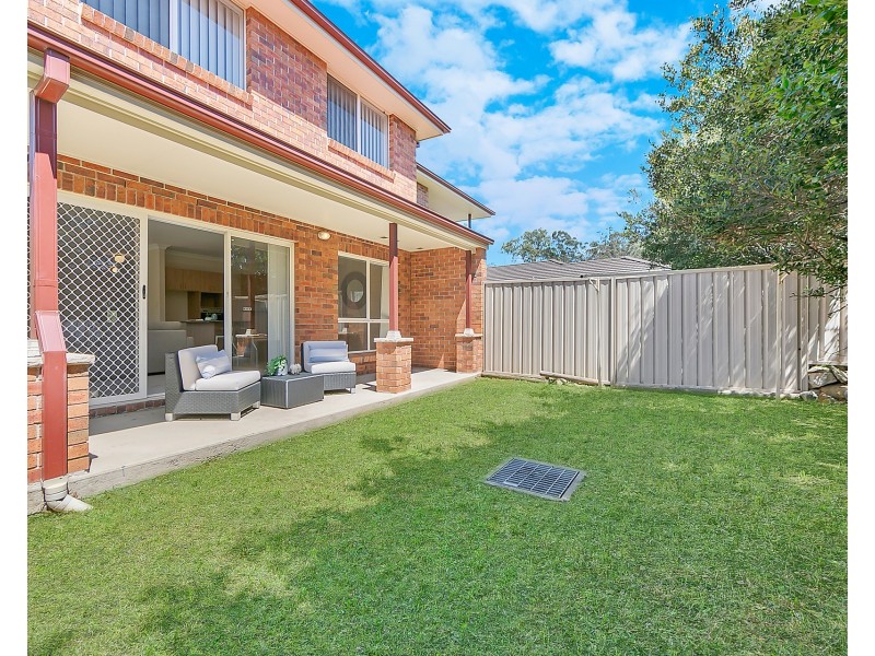 30B Fullerton Circuit, St Helens Park NSW 2560