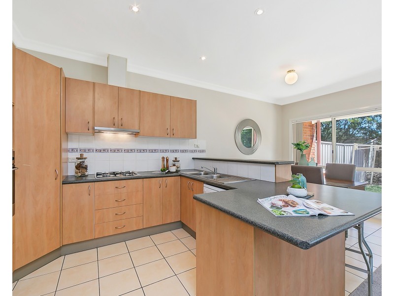 30B Fullerton Circuit, St Helens Park NSW 2560