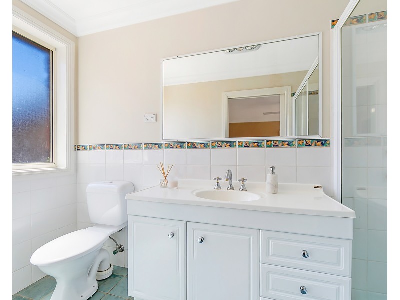 30B Fullerton Circuit, St Helens Park NSW 2560