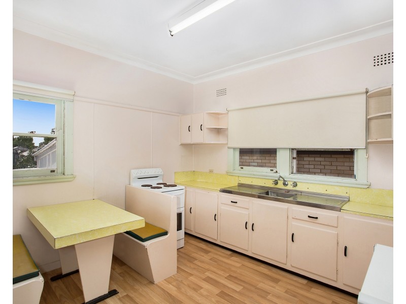 42 Armitree Street, Kingsgrove NSW 2208