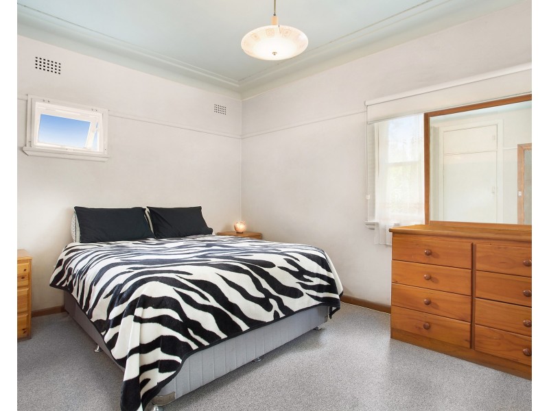 42 Armitree Street, Kingsgrove NSW 2208