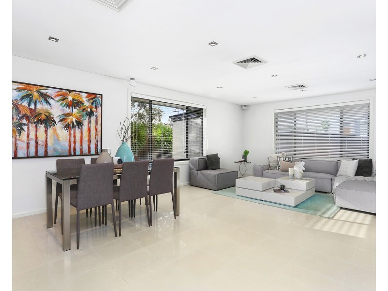 130 Flinders Road, Georges Hall NSW 2198