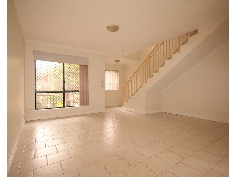 10/81 Bellevue Avenue, Georges Hall NSW 2198