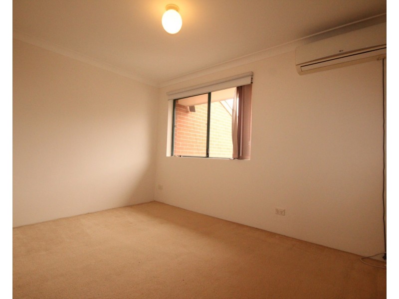 10/81 Bellevue Avenue, Georges Hall NSW 2198