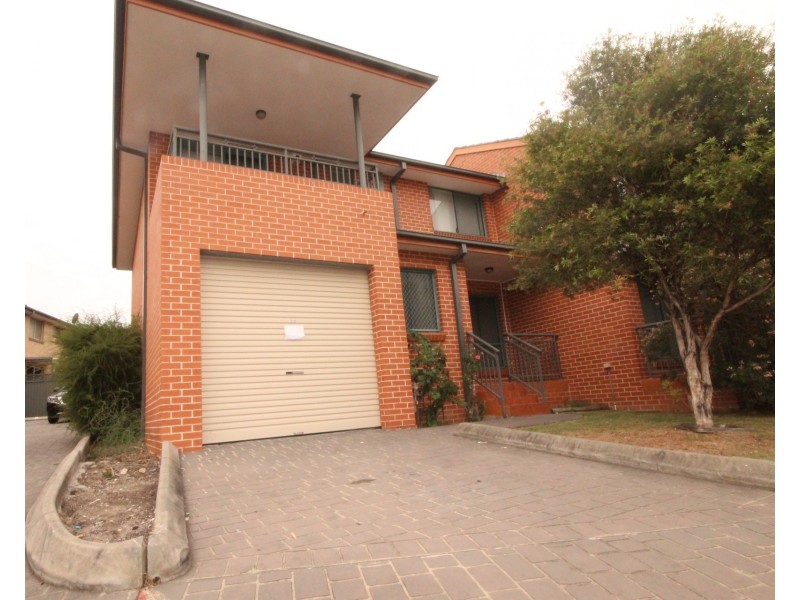 10/81 Bellevue Avenue, Georges Hall NSW 2198