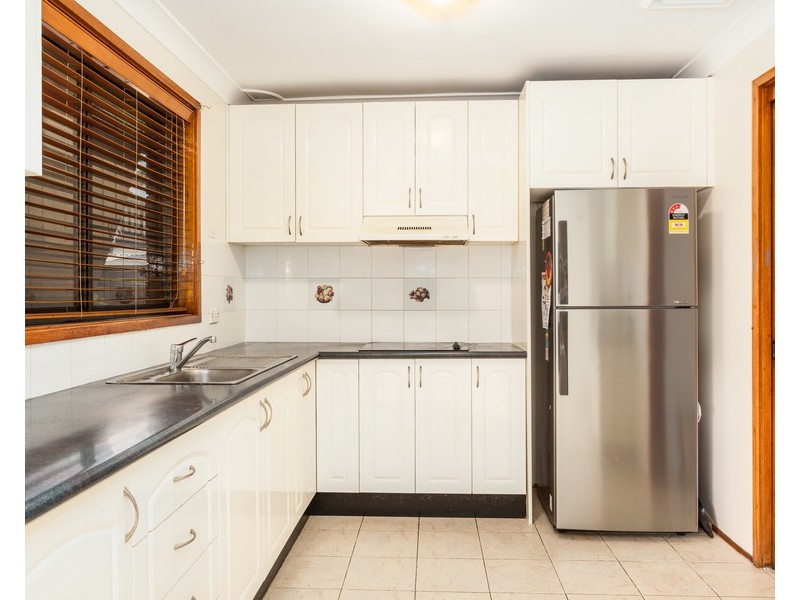 2/151 Greenacre Road, Greenacre NSW 2190