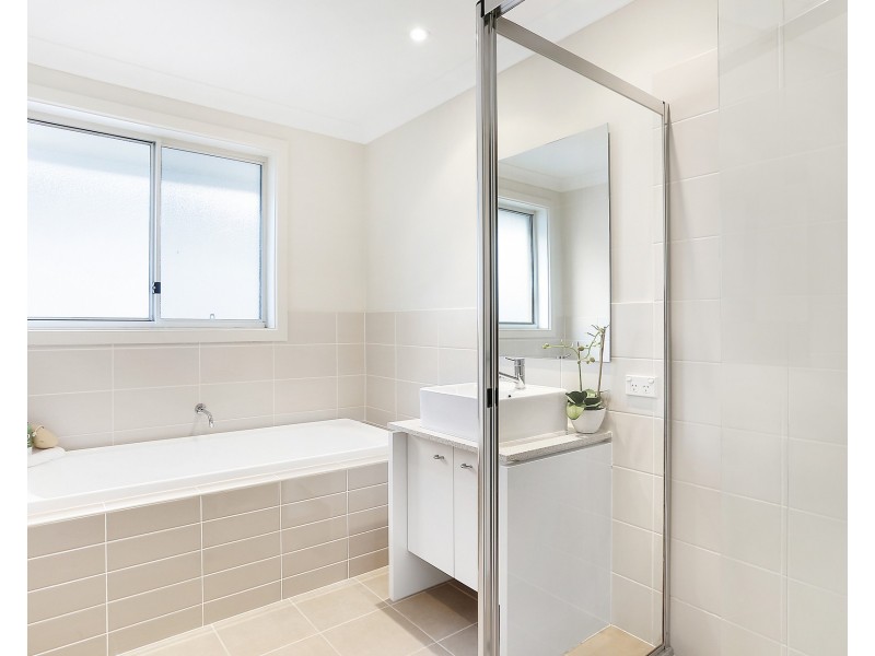 64 Cobden Parkes Crescent, Lidcombe NSW 2141