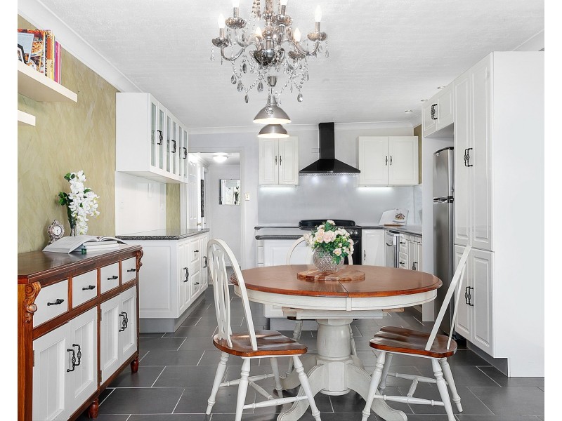 1 Flinders Road, Georges Hall NSW 2198