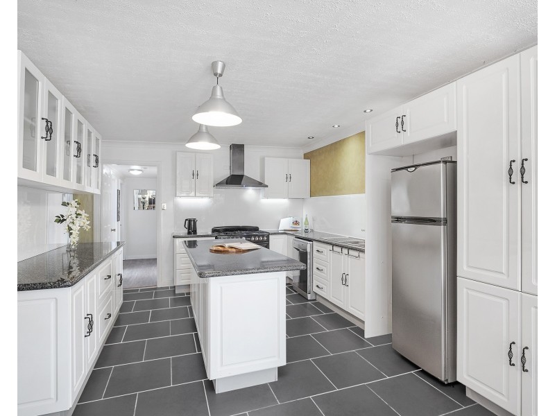 1 Flinders Road, Georges Hall NSW 2198