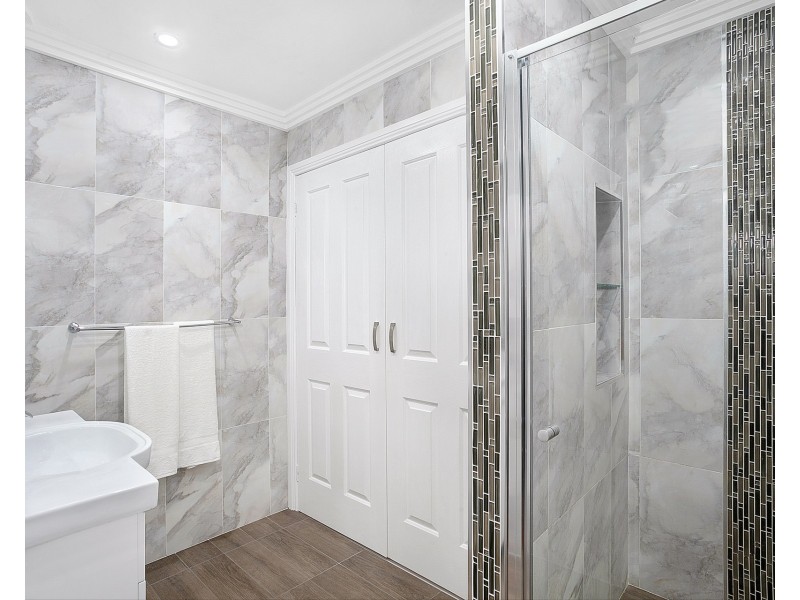 1 Flinders Road, Georges Hall NSW 2198