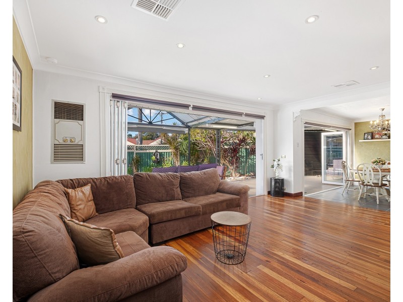 1 Flinders Road, Georges Hall NSW 2198