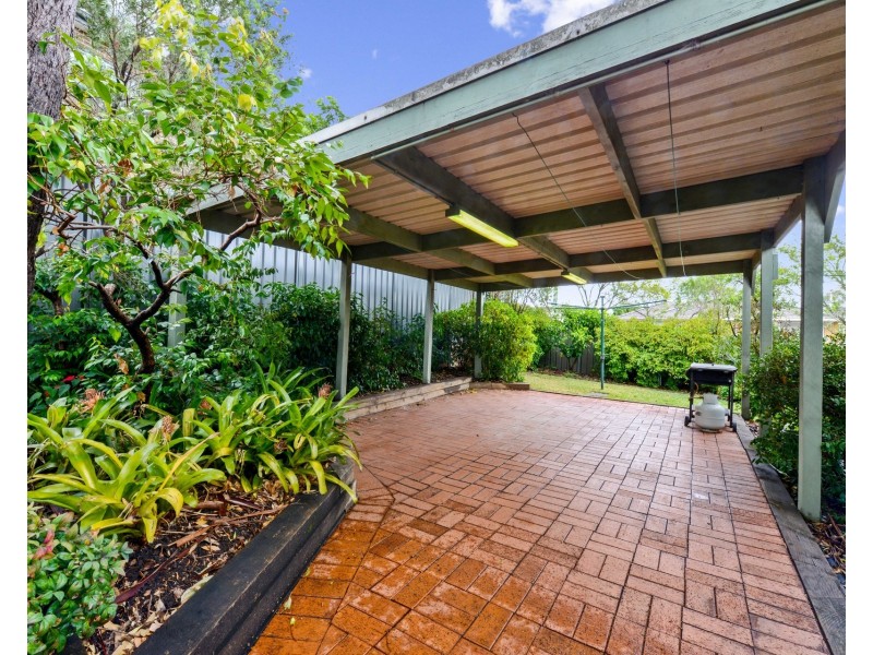 81 Amaroo Avenue, Georges Hall NSW 2198