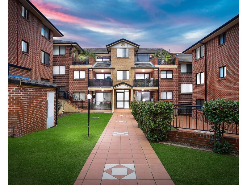 10/2 Mulla Road, Yagoona NSW 2199