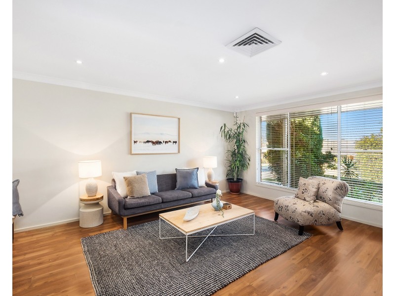 99 Sturt Avenue, Georges Hall NSW 2198