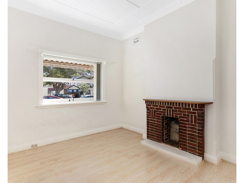 88 Seventh Avenue, Campsie NSW 2194