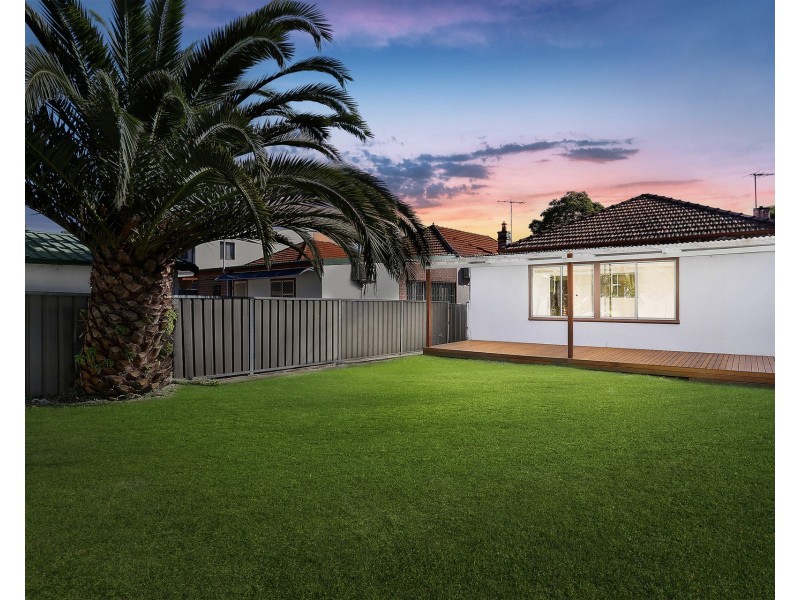 88 Seventh Avenue, Campsie NSW 2194