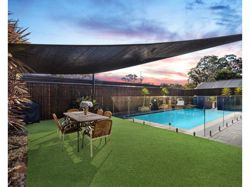 1 Wright Close, Georges Hall NSW 2198