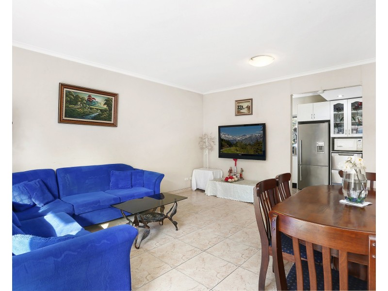 10/18 Chiswick Road, Greenacre NSW 2190