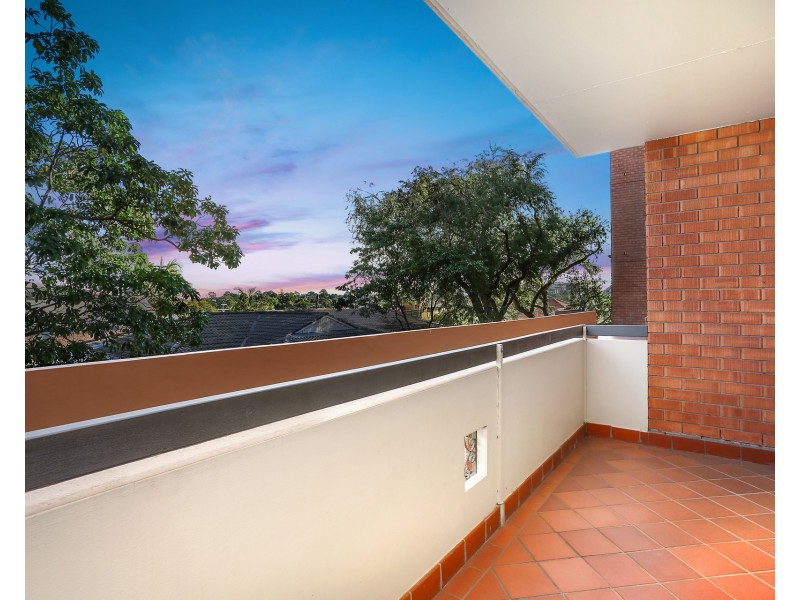 10/2a Carlyle Street, Enfield NSW 2136