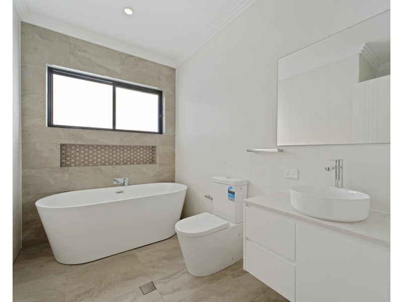 18 Queen Street, Croydon Park NSW 2133