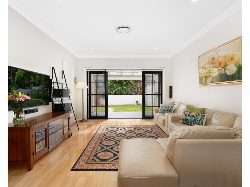 1/22 Balmoral Crescent, Georges Hall NSW 2198