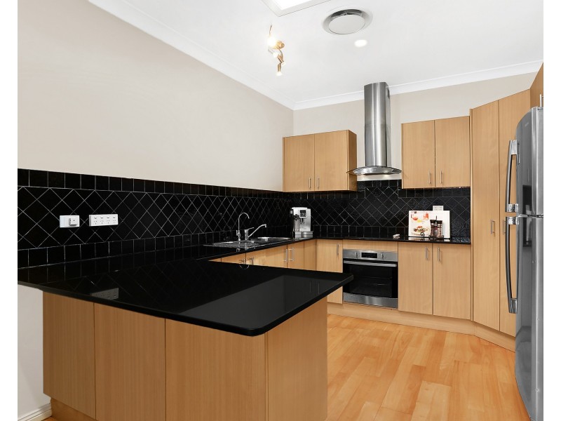 1/22 Balmoral Crescent, Georges Hall NSW 2198