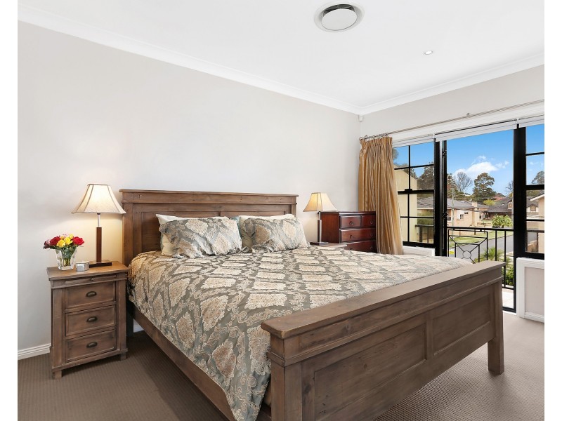 1/22 Balmoral Crescent, Georges Hall NSW 2198