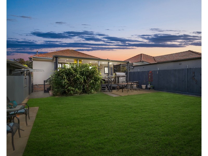 17 Snowsill Avenue, Revesby NSW 2212