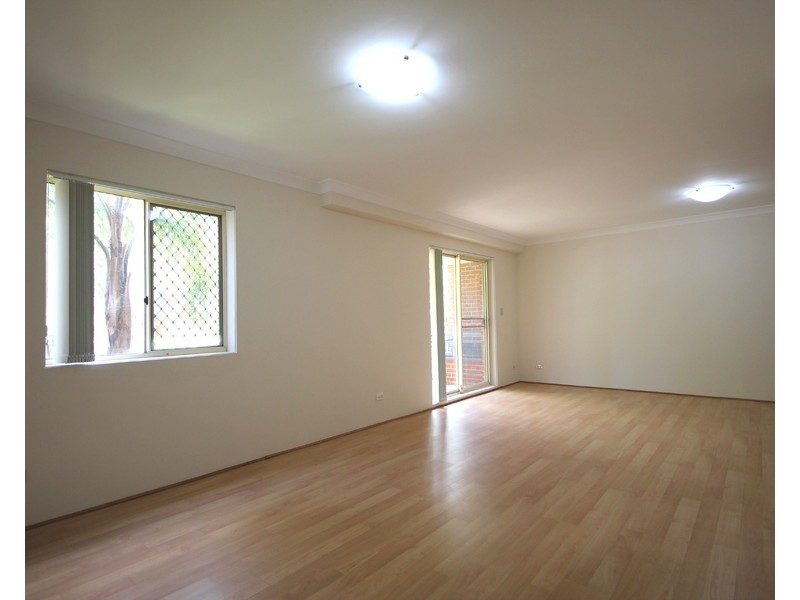 13/5-9 Marlene Crescent, Greenacre NSW 2190