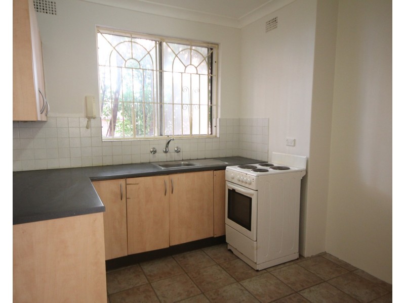 2/114 Rossmore Avenue, Punchbowl NSW 2196